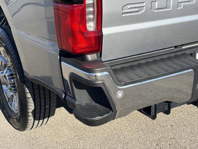 Certified 2024 Ford F250 Lariat w/ Chrome Package image 18