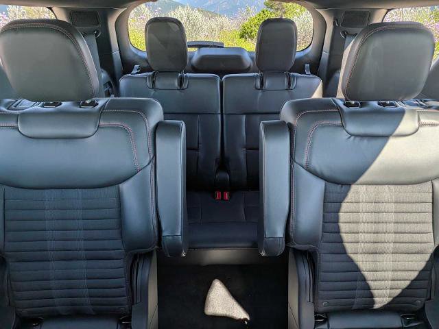 Certified 2025 Ford Explorer ST-Line AWD/4WD image 18