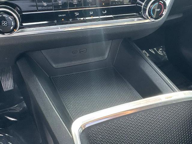 Used 2025 Chevrolet Equinox LT image 29