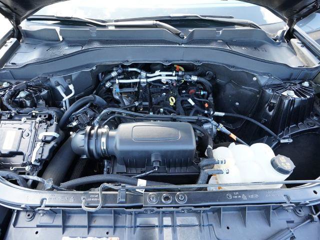 Certified 2022 Ford Explorer XLT w/ Equipment Group 202A AWD/4WD image 31