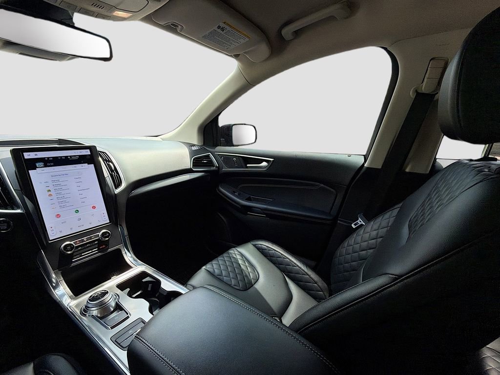 Certified 2024 Ford Edge Titanium AWD/4WD image 25