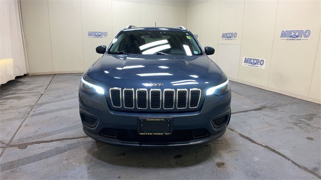 Used 2020 Jeep Cherokee Latitude w/ Cold Weather Group image 8
