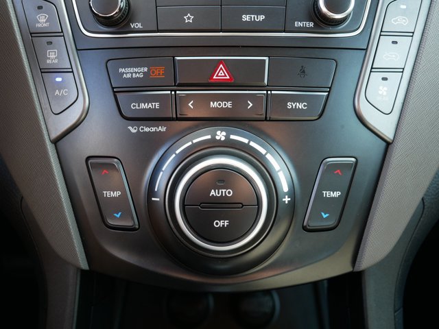 Used 2019 Hyundai Santa Fe XL AWD/4WD image 26