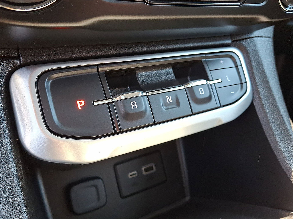 Used 2023 GMC Acadia SLE w/ Driver Convenience Package AWD/4WD image 18