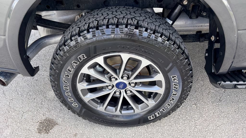 Certified 2020 Ford F150 XLT w/ Equipment Group 302A Luxury AWD/4WD image 31