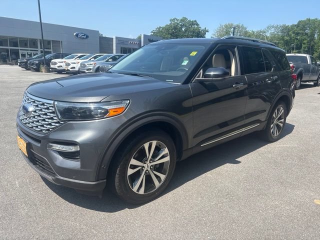 Certified 2020 Ford Explorer Platinum AWD/4WD image 2