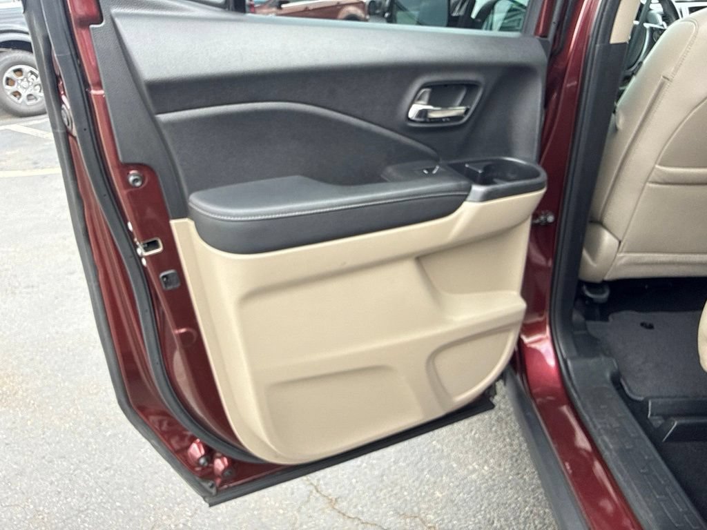 Used 2018 Honda Ridgeline RTL-T image 28