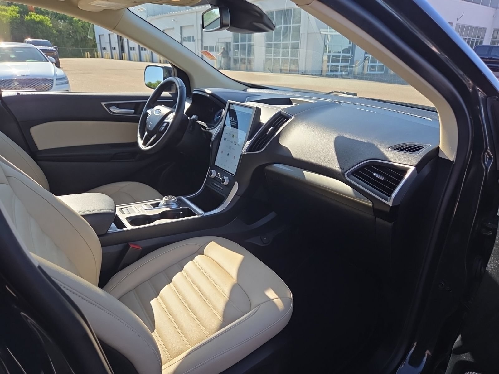 Certified 2023 Ford Edge SEL w/ Convenience Package AWD/4WD image 38