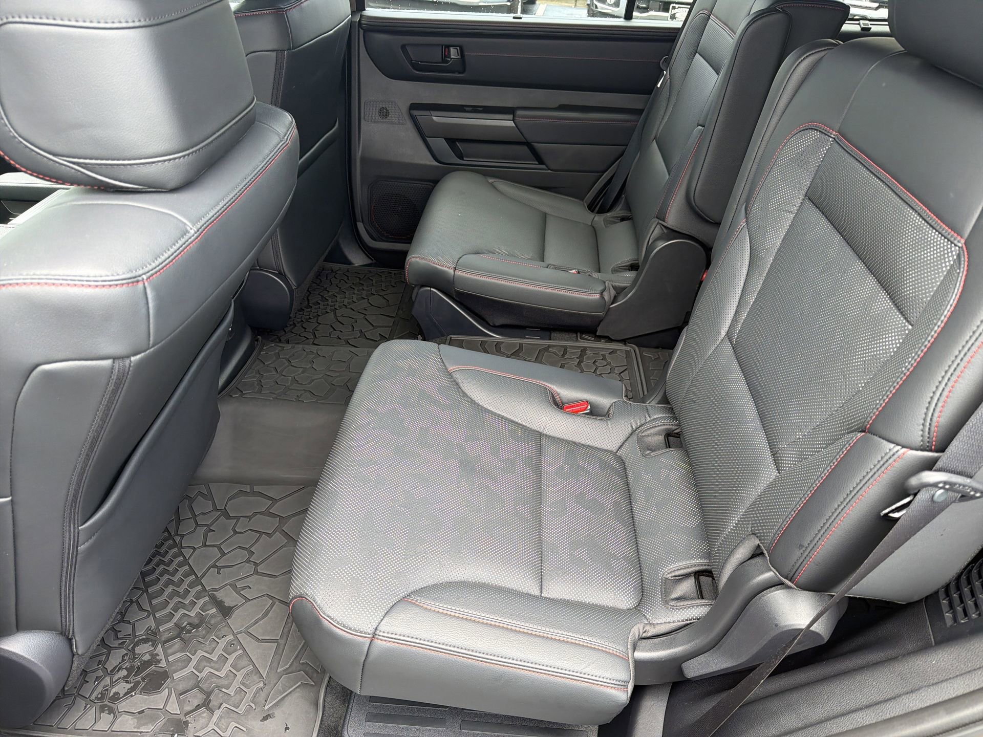 Used 2025 Toyota Sequoia TRD Pro AWD/4WD image 22