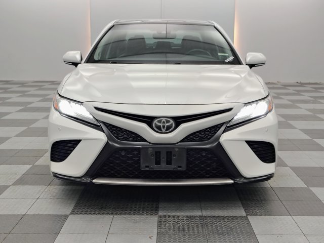 Used 2018 Toyota Camry XSE FWD image 7