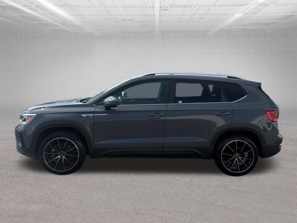 Used 2022 Volkswagen Taos SEL w/ Panoramic Sunroof Package AWD/4WD image 7