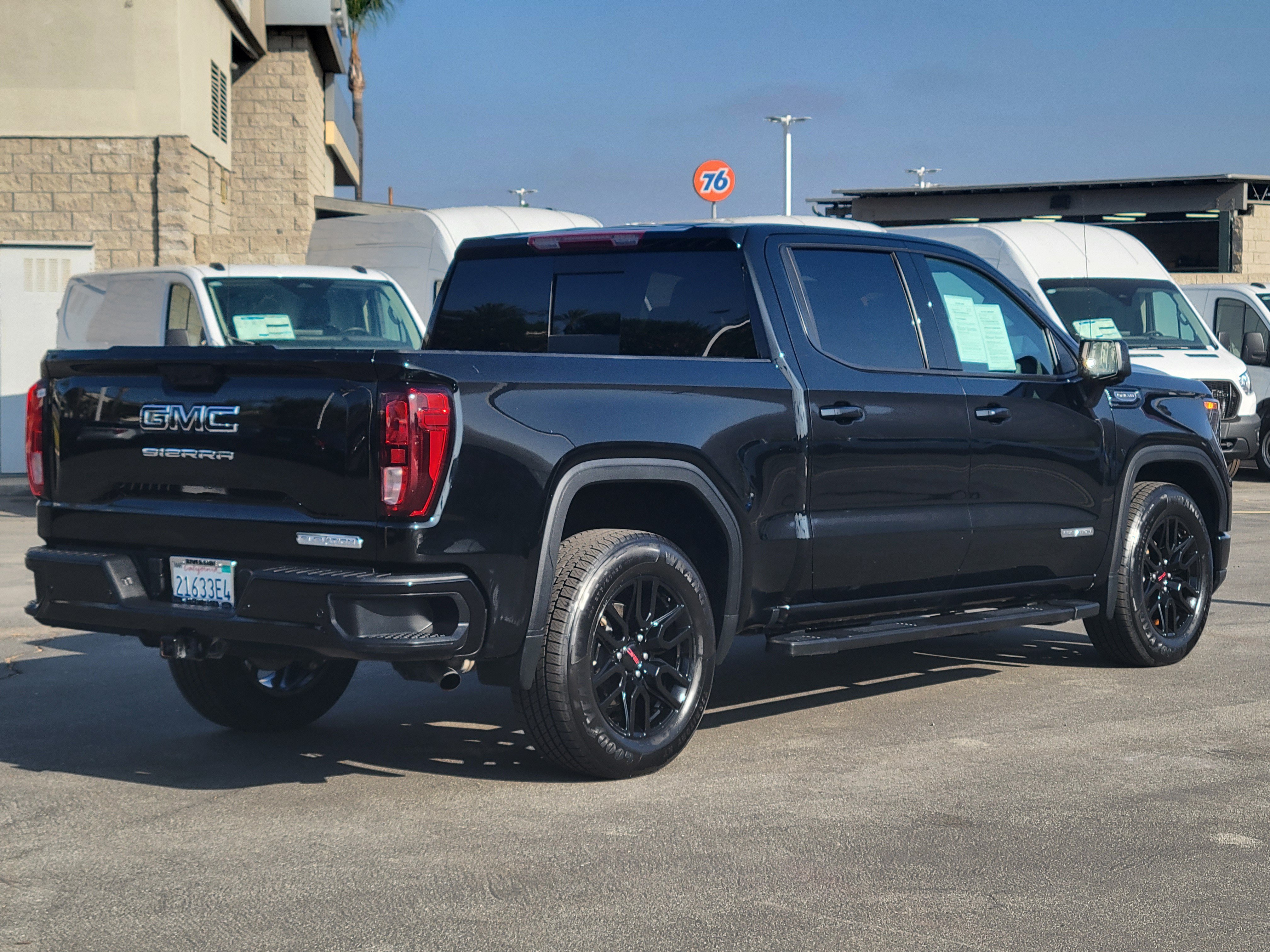 Used 2024 GMC Sierra 1500 Elevation w/ Elevation Premium Package RWD image 2
