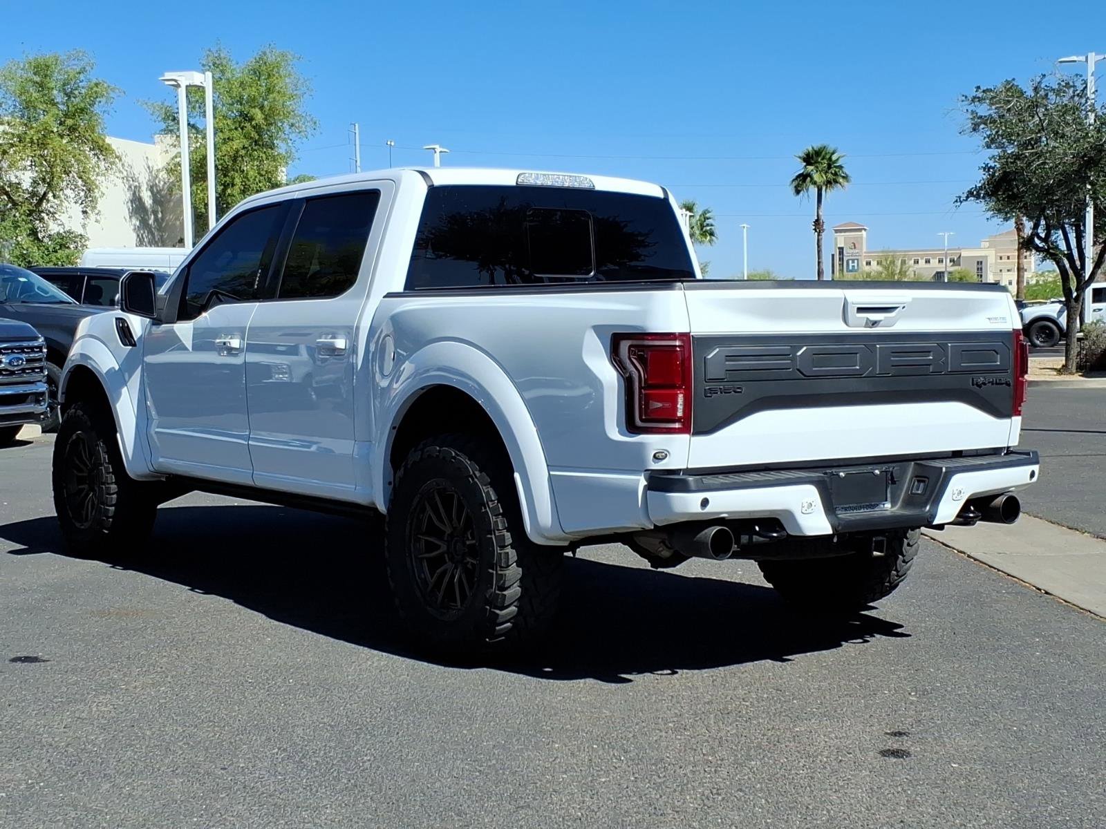 Certified 2019 Ford F150 Raptor w/ Equipment Group 802A Luxury image 3