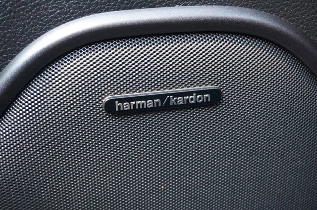 Used 2021 Dodge Durango SRT Hellcat w/ Technology Group AWD/4WD image 16