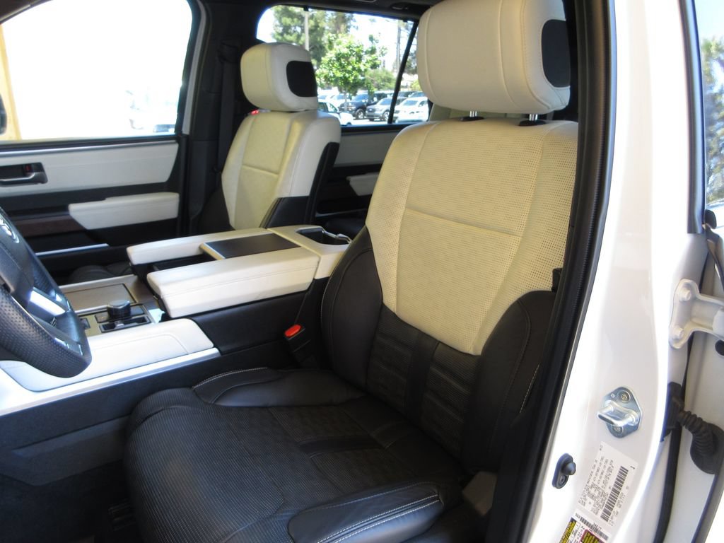 Used 2023 Toyota Sequoia Capstone AWD/4WD image 11