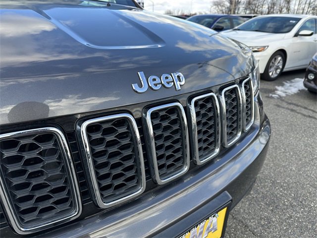 Used 2018 Jeep Grand Cherokee Limited image 11
