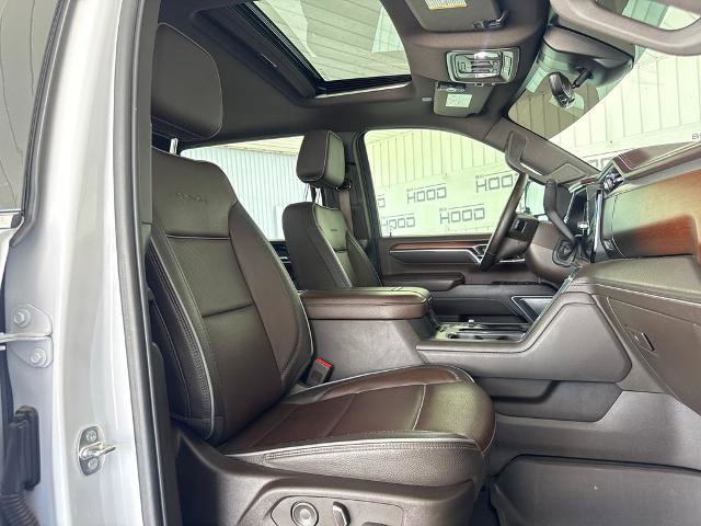 Used 2024 GMC Sierra 3500 Denali w/ Denali Reserve Package AWD/4WD image 7