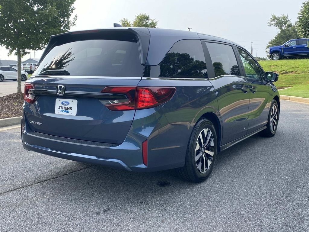 Used 2025 Honda Odyssey EX-L image 3