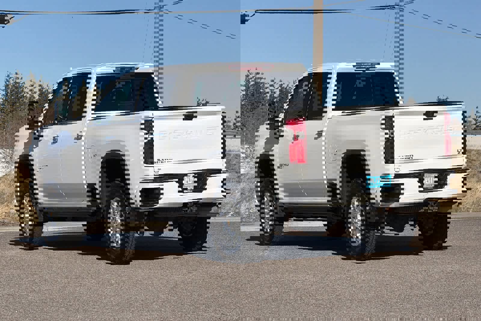 Used 2021 Chevrolet Silverado 3500 LTZ w/ LTZ Premium Package image 3