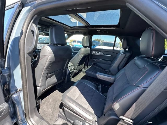 Certified 2025 Ford Explorer ST w/ Sun And Sound Package AWD/4WD image 18