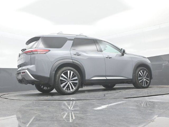 Used 2024 Nissan Pathfinder Platinum AWD/4WD image 27