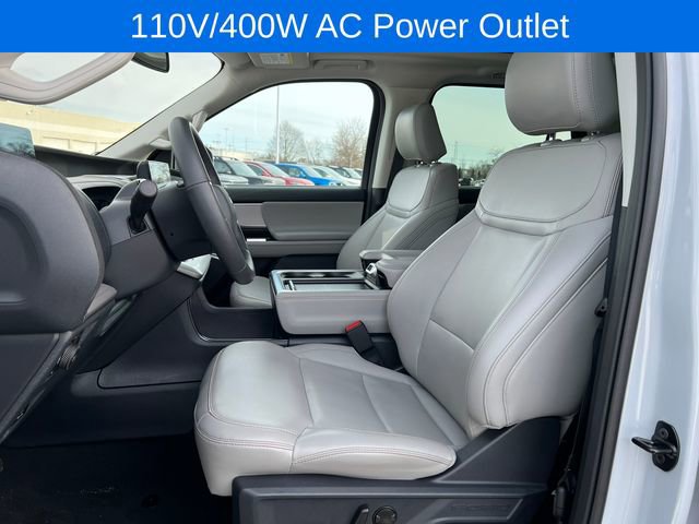 Certified 2025 Ford Expedition Active image 9