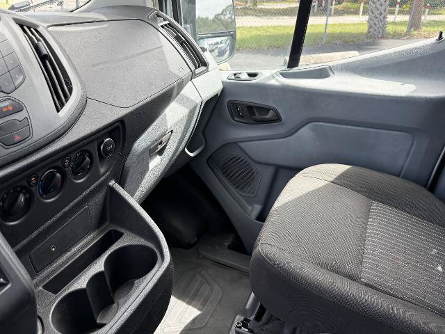 Certified 2019 Ford Transit 250 130 Low Roof w/ Exterior Upgrade Package RWD image 14