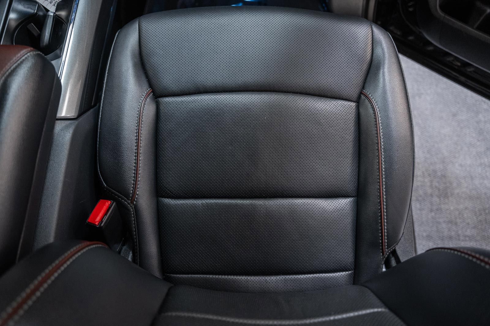 Certified 2023 Ford F150 Lariat w/ Equipment Group 502A High image 34