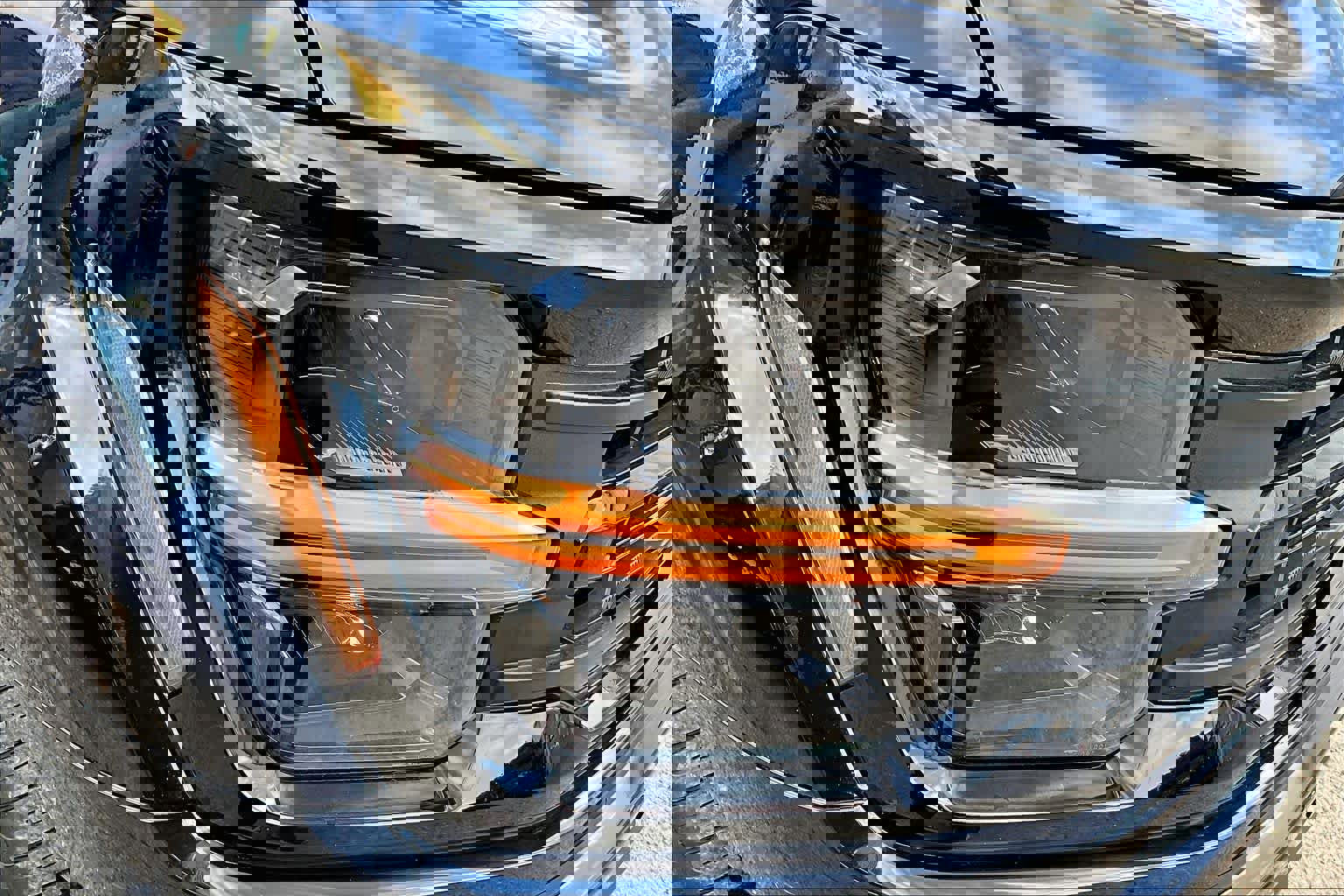 Certified 2025 Ford F150 XLT w/ Equipment Group 303A High image 29