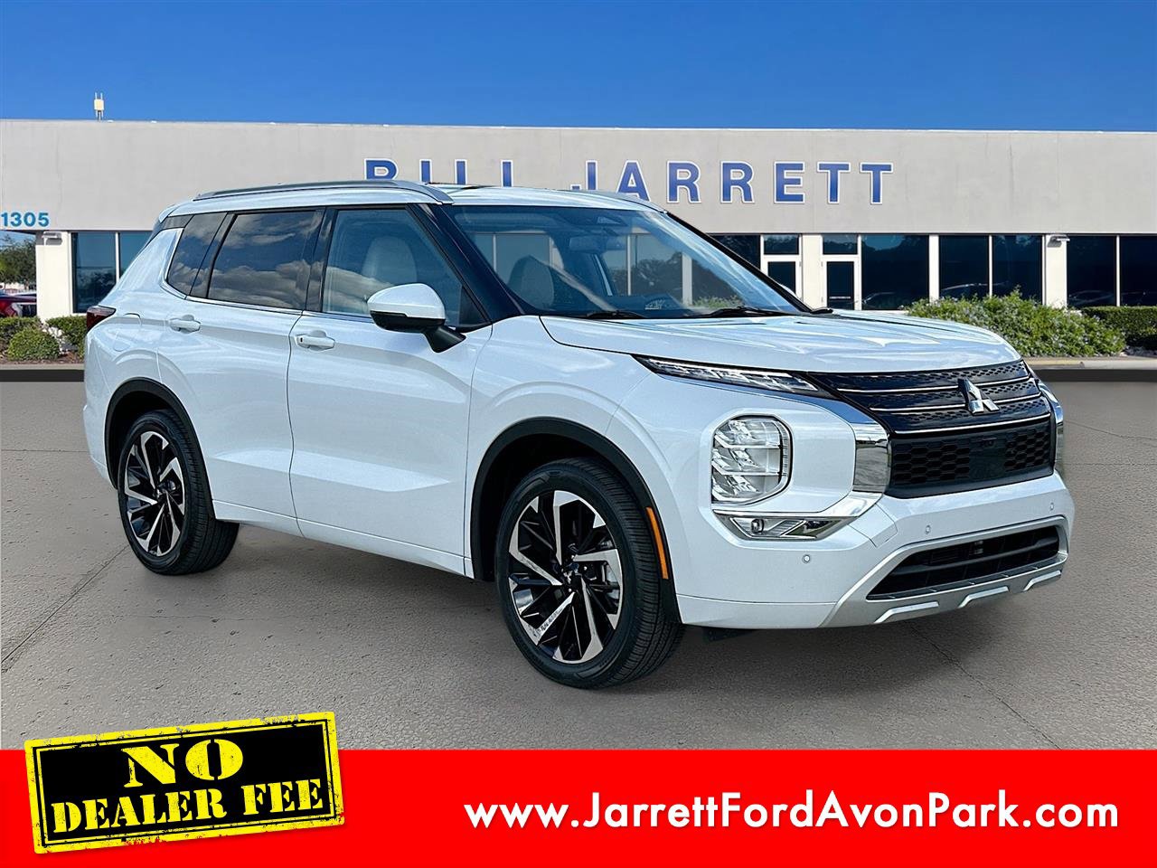 Used 2024 Mitsubishi Outlander SEL Black Edition image 7