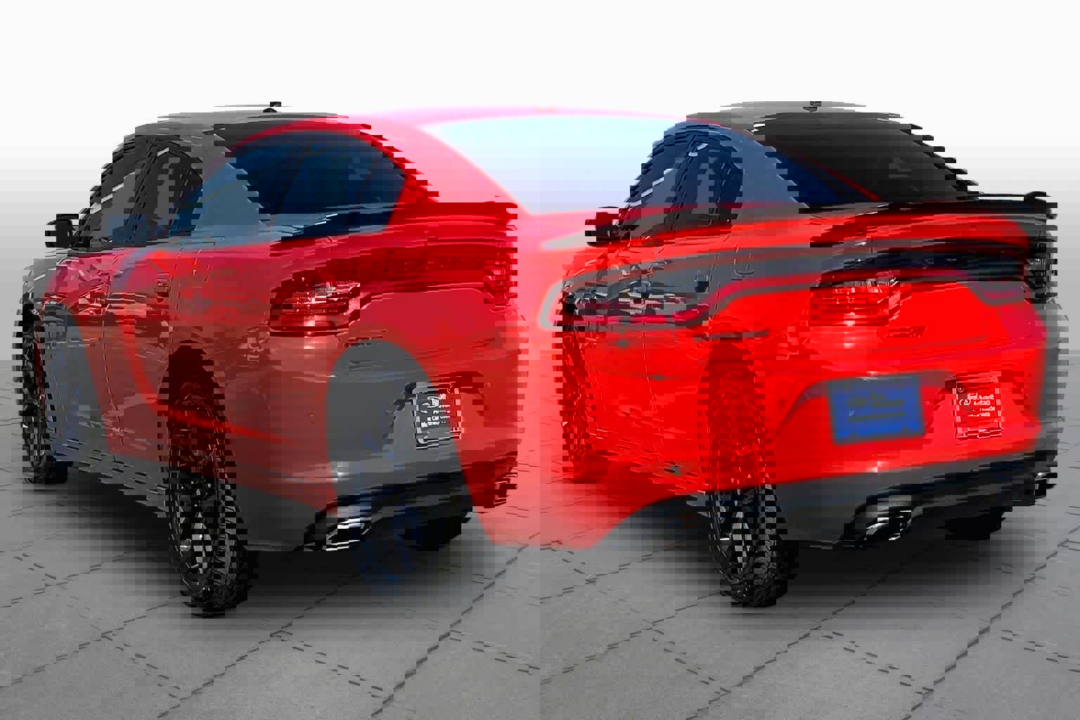 Used 2021 Dodge Charger SXT w/ Blacktop Package image 4