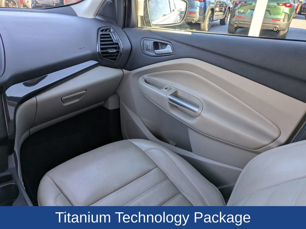 Certified 2017 Ford Escape Titanium w/ Equipment Group 301A image 19