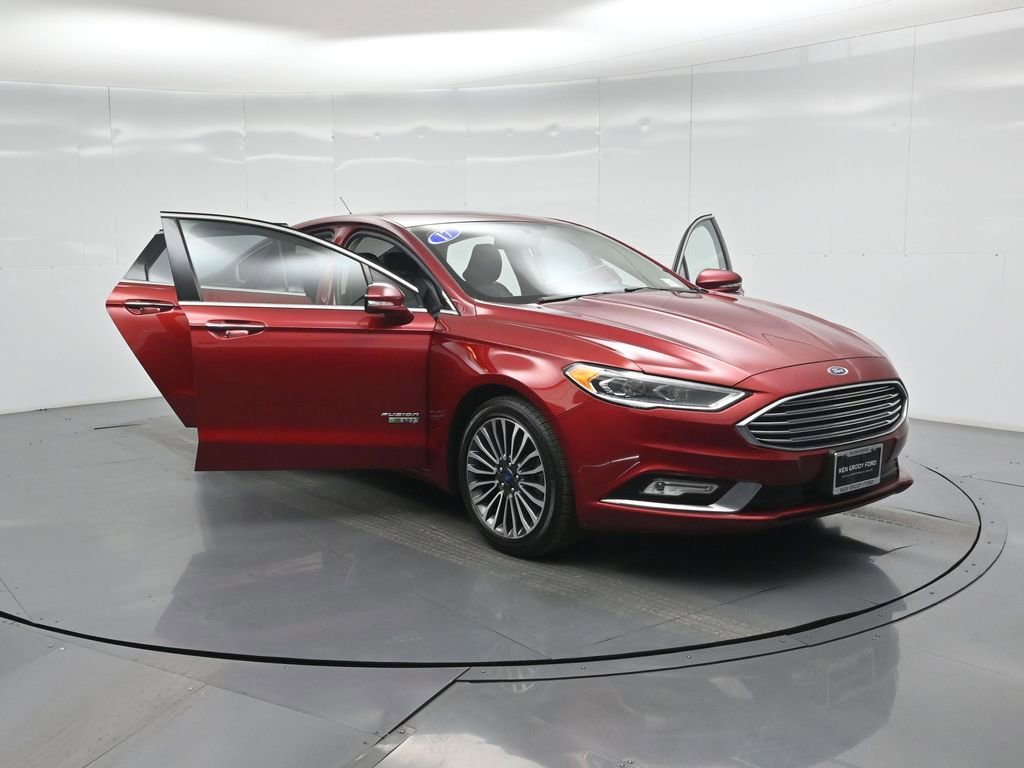 Certified 2017 Ford Fusion Energi Titanium image 32