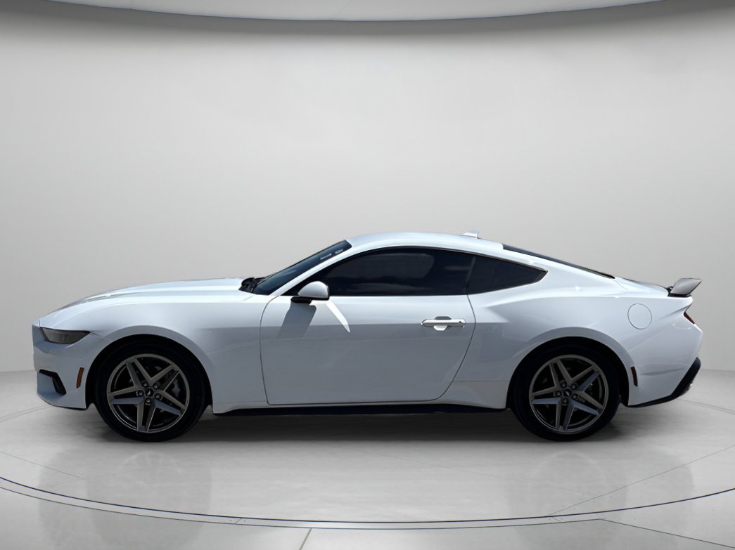 Certified 2025 Ford Mustang Coupe RWD image 5