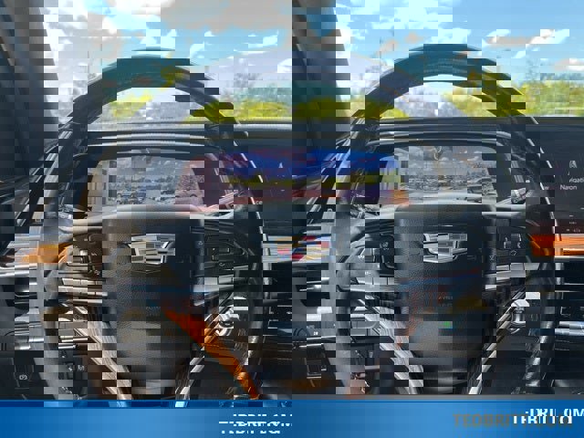 Used 2021 Cadillac Escalade ESV Luxury image 32