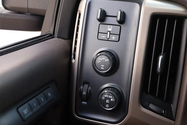 Used 2017 GMC Sierra 1500 Denali AWD/4WD image 19