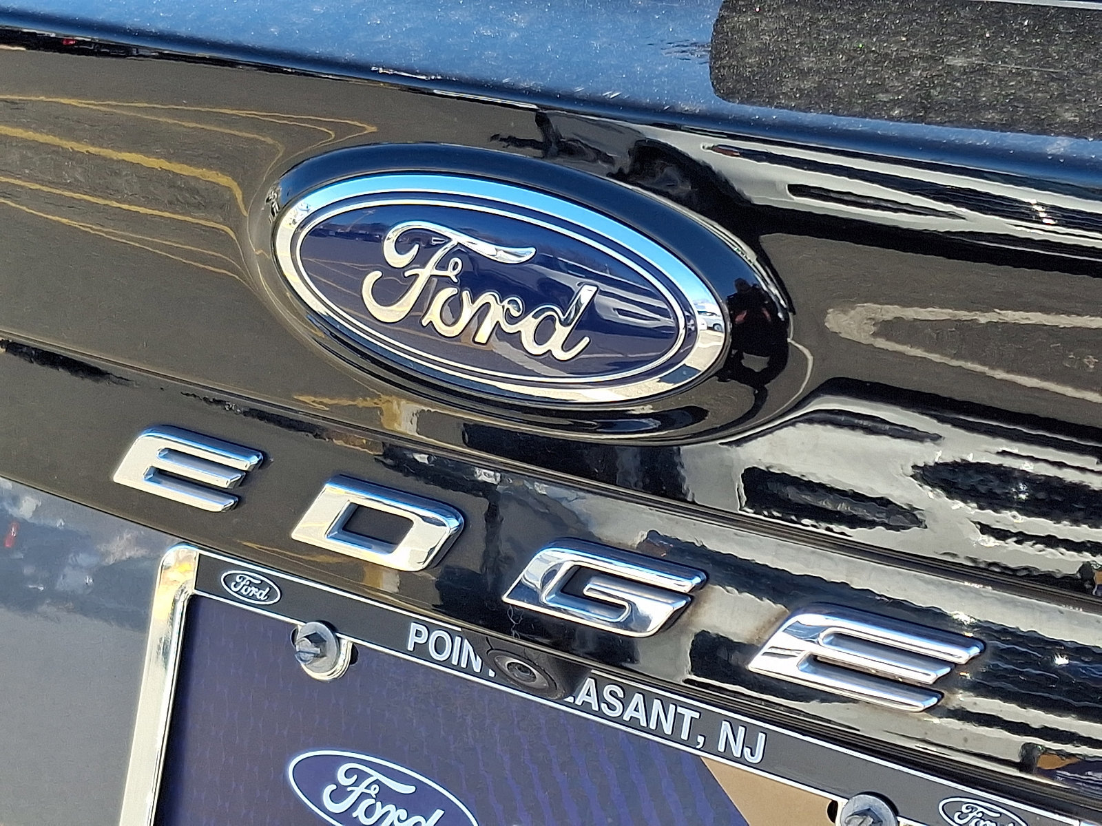 Certified 2023 Ford Edge SE image 31