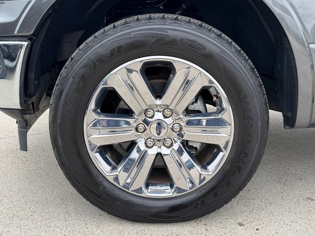 Certified 2019 Ford F150 Lariat w/ Equipment Group 502A Luxury image 14