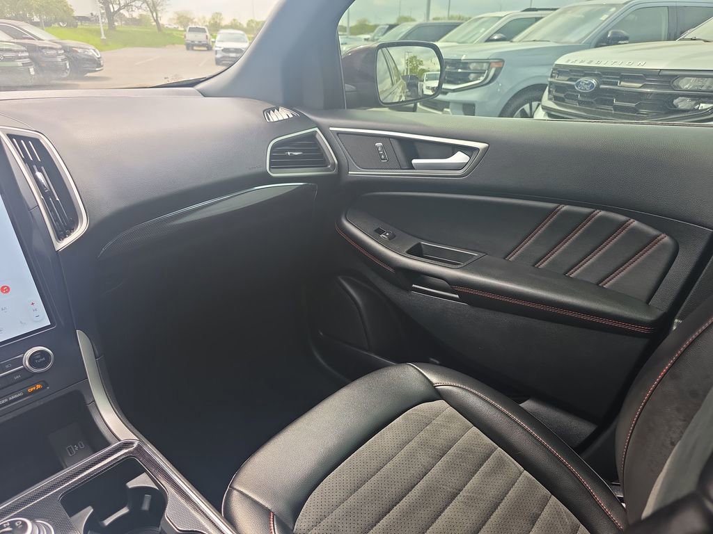 Certified 2021 Ford Edge ST-Line AWD/4WD image 25