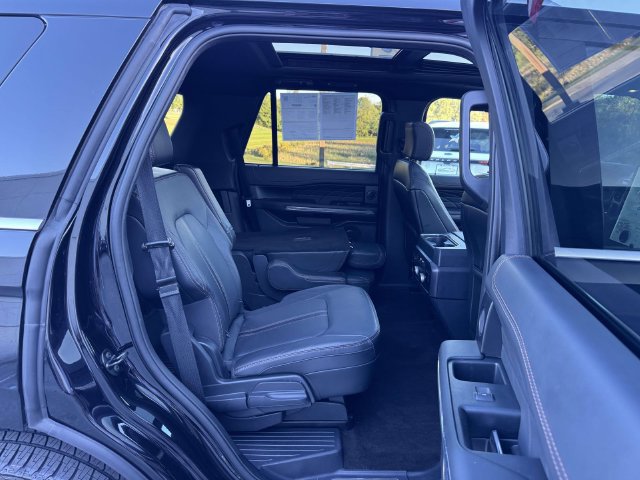 Certified 2023 Ford Expedition Platinum AWD/4WD image 24