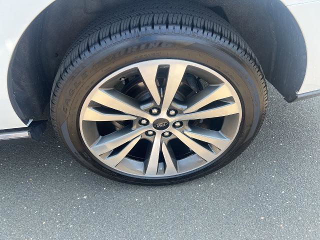 Certified 2021 Ford Expedition Limited image 10