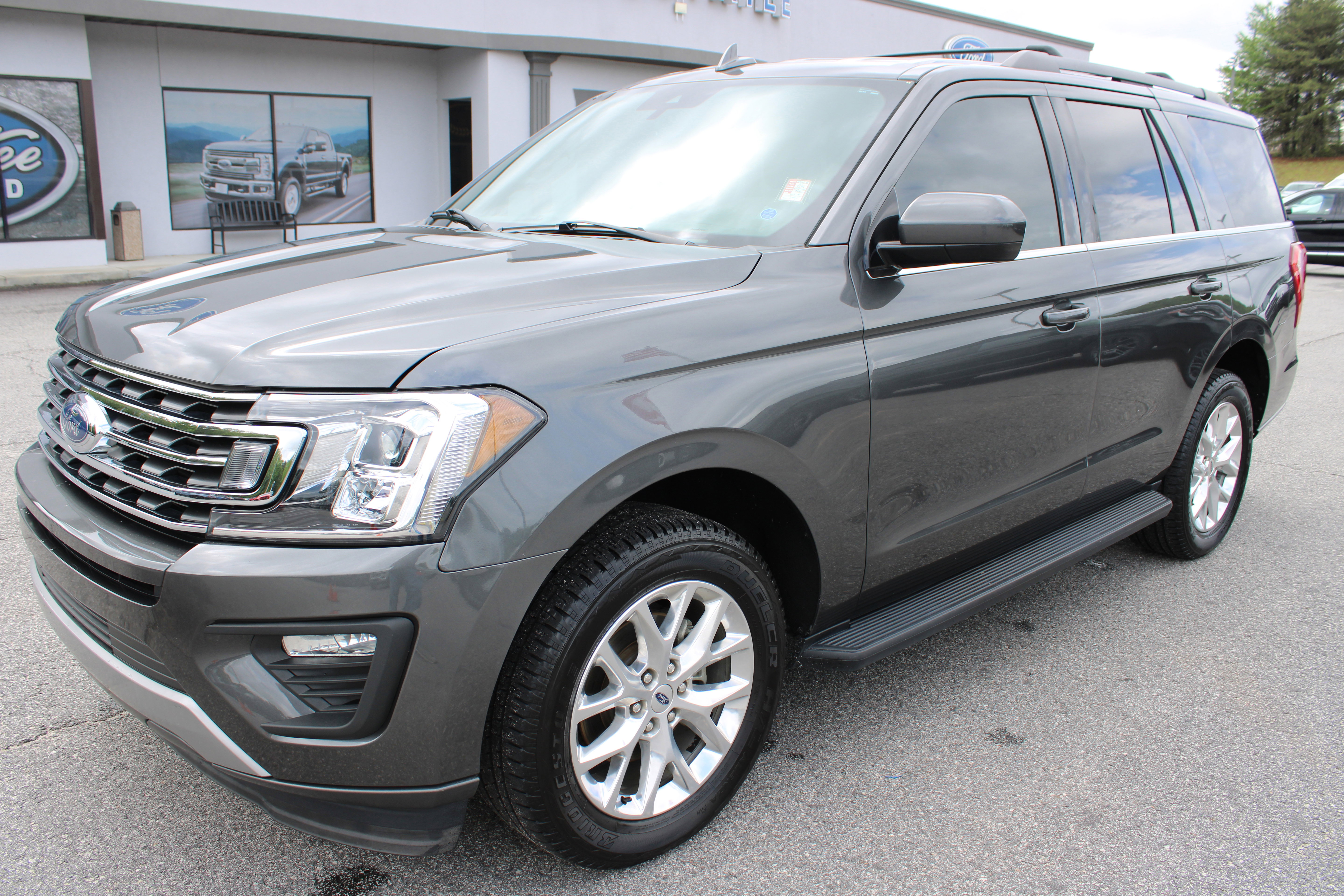 Certified 2021 Ford Expedition XLT w/ Cargo Package RWD image 2