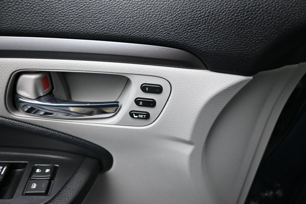Used 2021 Honda Pilot Special Edition image 11