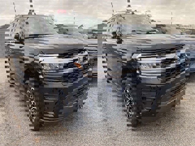 Certified 2024 Ford Expedition Max XLT image 36