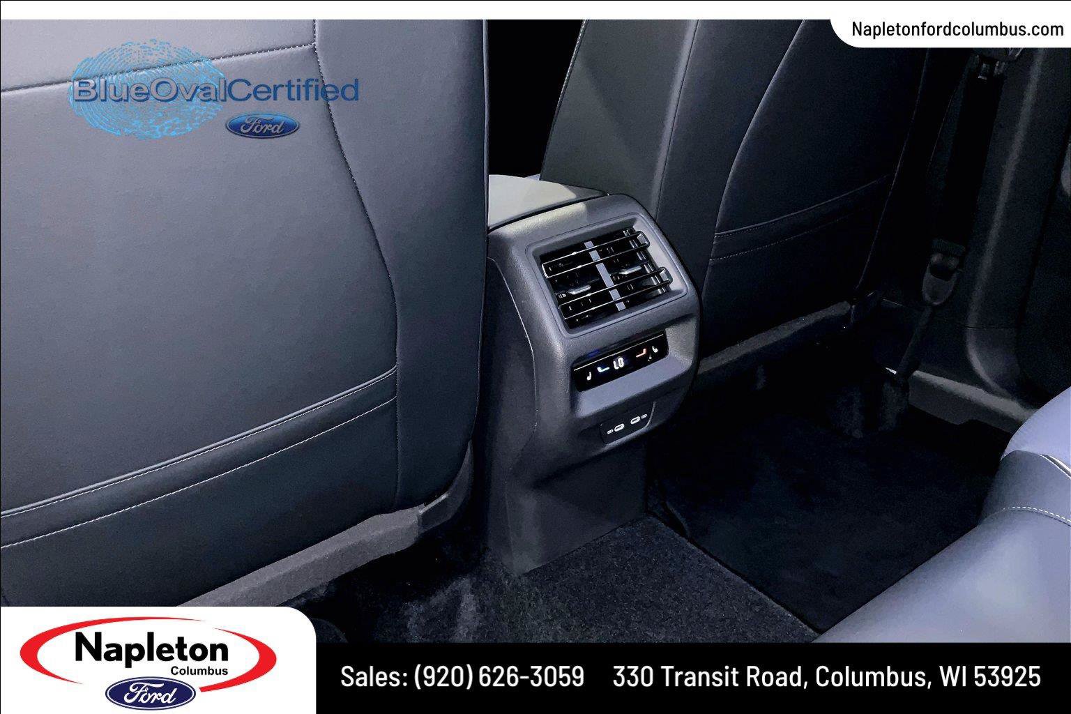 Used 2025 Volkswagen Tiguan SEL R-Line AWD/4WD image 34