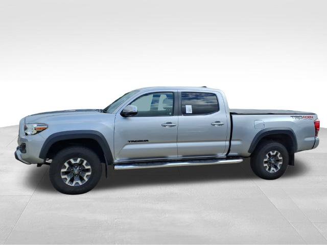 Used 2019 Toyota Tacoma TRD Off-Road w/ Technology Package AWD/4WD image 2
