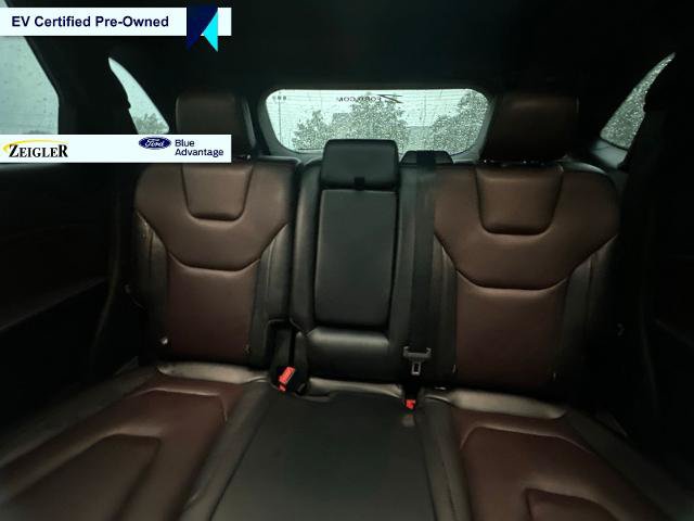 Certified 2020 Ford Edge Titanium w/ Equipment Group 301A AWD/4WD image 26