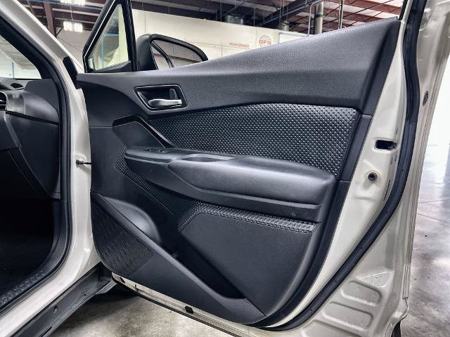 Used 2019 Toyota C-HR LE FWD image 27