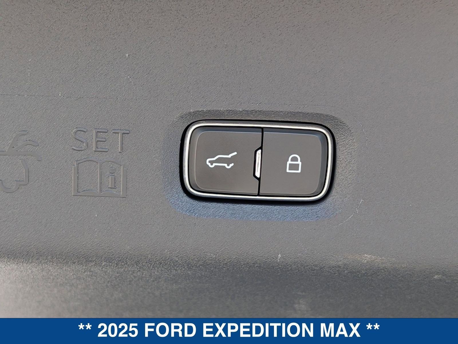 Certified 2025 Ford Expedition Max Active image 15