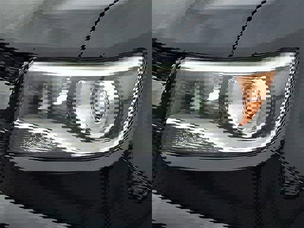 Used 2019 Chevrolet Colorado Z71 w/ Z71 Midnight Edition image 9